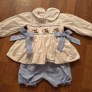 Busy Bee Smocks Easter Bunny Swiss Dot set GUC 3t